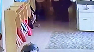 Boğazına yemek kaçan öğretmenin yardımına meslektaşı koştu