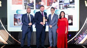 Yükseköğretimin Oscar’ı İzmir’e geldi! Ekonomi Üniversitesi Asya’yı dize getirdi!