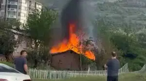 Derince'de korkutan sabah: Müstakil ev küle döndü