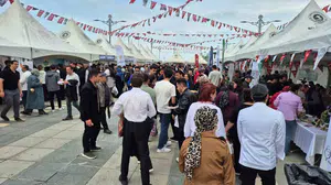 Samsun’un mutfak mirası Kurtuluş Yolu’nda görücüye çıktı: Lezzet şöleni yaşandı