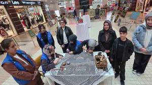 Tatvan'da sanat ve dayanışma buluştu: Çiviler Filistin için umuda dönüşüyor
