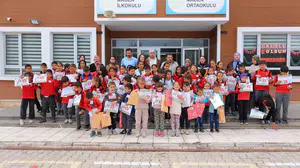 Minik öğrencilere sağlık seferberliği: Bayburt’ta yarının temelleri atıldı