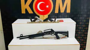 Van'da kaçakçılara geçit yok: Emniyetin operasyonlarında 4 kişi demir parmaklıklar ardında