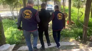 Kardeşinin kimliğine bürünmüştü: 41 suç dosyası bulunan firari bağ evinde kıskıvrak yakalandı