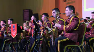 Türkçenin başkenti Karaman’da coşkulu kutlama: Jandarma Bandosu’ndan unutulmaz konser