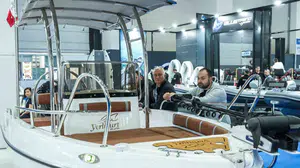 Deniz tutkunlarının rotası İzmir’e çevrildi: 30 milyon liralık tekneler görücüye çıktı