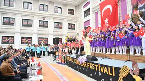 Trabzon’da 600 minik yürek aynı sahnede: Müziğin birleştirici gücüyle dev koro