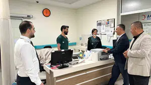 Bayram nöbetinde yalnız kalmadılar: Sağlık-Sen’den hastaneye moral ziyareti
