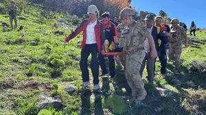 Tunceli’de nefes kesen operasyon: Ters Laleler bölgesinde mahsur kalan yürüyüşçü 3 saatte kurtarıldı