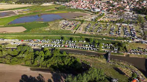 Edirne’de bahar coşkusu konaklama krizini tetikledi: Otel yerine çadır ve karavan dönemi
