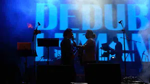 Kocaeli’de Dedublüman rüzgarı: Gençlik festivalinde binler tek yürek oldu