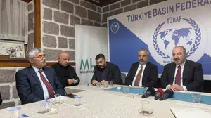 Varank’tan CHP’ye sert eleştiri: Partiyi bir troika yönetiyor, tüm dizayn Özgür Özel’e göre yapılıyor