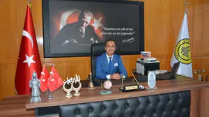 Aydın Lisesi'nde 11 yıllık devir sona erdi: Başarılı müdür yeni görevine uğurlanıyor