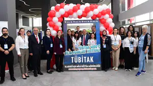 Geleceğin mucitleri Avlu'da buluştu: Karesi'de bilim rüzgarı esti