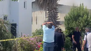 Emeği bir anda küle döndü: Antalya'daki yangın yerinde yürek burkan anlar