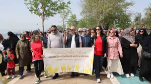 Darıca’da anneler için anlamlı buluşma: Millet Bahçesi’nde sevgi seli