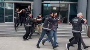 Kıraathane maskeli tuzak: Çiftçilerin hayatını karartan tefeci çetesi hakim karşısında