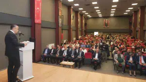 Esenyurt’ta zekâ rüzgârı: Binlerce öğrenci final için ter döktü