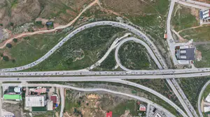 Bayram dönüşü çilesi başladı: Kırıkkale’de trafik havadan böyle görüntülendi