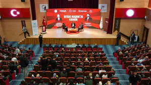 Dijital çağın efendisi olun: Bakan Kasapoğlu'ndan gençlere kritik zaman yönetimi uyarısı