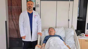 Sadece kilo veriyordu, sebebi dev bir tümör çıktı: 20 santimlik kitle ameliyatla alındı