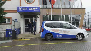 Bayramda hastaların kapısı çalınıyor: Bursa’da sağlık ekipleri mesai başında