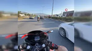 Hatay'da devrilen tır trafik akışını olumsuz etkiledi, uzun araç kuyrukları oluştu