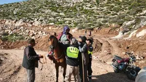 Dağın zirvesinde ölümle burun buruna: Süt sağarken gelen kriz hayatını değiştirdi