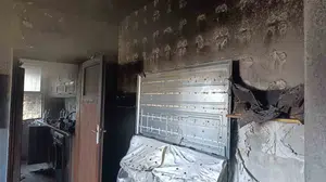 Antalya'da 3 katlı binanın zemin katındaki yangın kontrol altına alındı
