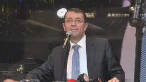 Kayseri vali yardımcısı şenol esmer hayatını kaybetti