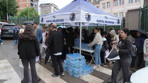 Kartal belediyesi'nden LGS öğrencilerine sınav günü desteği