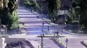 Yüksekova'da minibüs ile kamyon çarpıştı: 3 ölü, 2 yaralı
