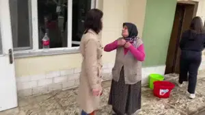 Ankara'da sağanak yağış yaşandı, yaşlı çiftin evi su bastı