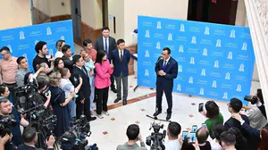 Kazakistan Parlamentosu Son Oturumunu Gerçekleştirdi Ve Yeni Sisteme Geçiş Yapılıyor