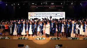 Bülent Ecevit Üniversitesi diş hekimliği fakültesinden 106 mezun uğurlandı