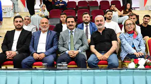 Final biletine bir adım daha yakın: Battalgazi Belediyespor parkede şov yaptı
