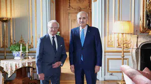 Stockholm'de kritik temas: Numan Kurtulmuş İsveç Kraliyet Sarayı'nda ağırlandı