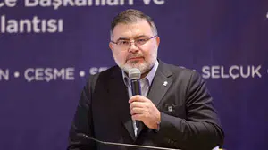 AK Parti İzmir İl Başkanı Saygılı, CHP'yi eleştirerek gündemlerinin koltuk kavgaları olduğunu söyledi