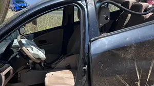 Kilis’te trafik kazası: otomobil şarampole devrildi, 2 yaralı