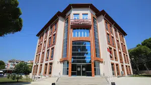 Bayındır'da uyuşturucu operasyonu düzenlendi, 3 kişi gözaltına alındı