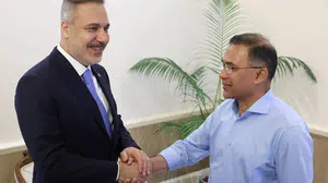 Dakka’da kritik diplomasi trafiği: Hakan Fidan’dan Bangladeş’e stratejik çıkarma