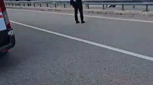 Kayseri'de nefes kesen anlar: Köprüde yaşam mücadelesi veren vatandaşı Kaymakam ikna etti