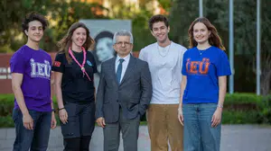Prof. Dr. Yusuf Hakan Abacıoğlu, öğrencilerin oylarıyla ikinci kez ödül aldı