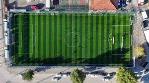 Sakarya'da spor tesisleri yenilendi, altyapı sporcuları yeni zeminle antrenmana başladı