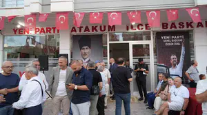 Atakum Belediye Başkanı Serhat Türkel, CHP'den istifa ederek Yeni Parti'ye katıldı