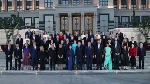 Ankara'da NATO liderlerden tarihi aile fotoğrafı