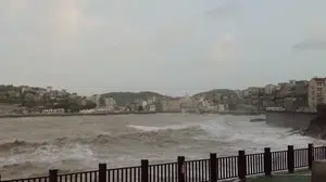 Çin'de Bavi Tayfunu nedeniyle 1,8 milyon kişi tahliye edildi