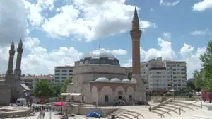 Sadaka taşları: Osmanlı kültürünün unutulmaya yüz tutmuş simgeleri