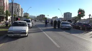 Malatya'da yolun karşısına geçerken otomobilin çarptığı kadın hayatını kaybetti