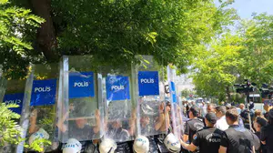 Ankara'da NATO karşıtı eylem yapan gruba gözaltı uygulandı